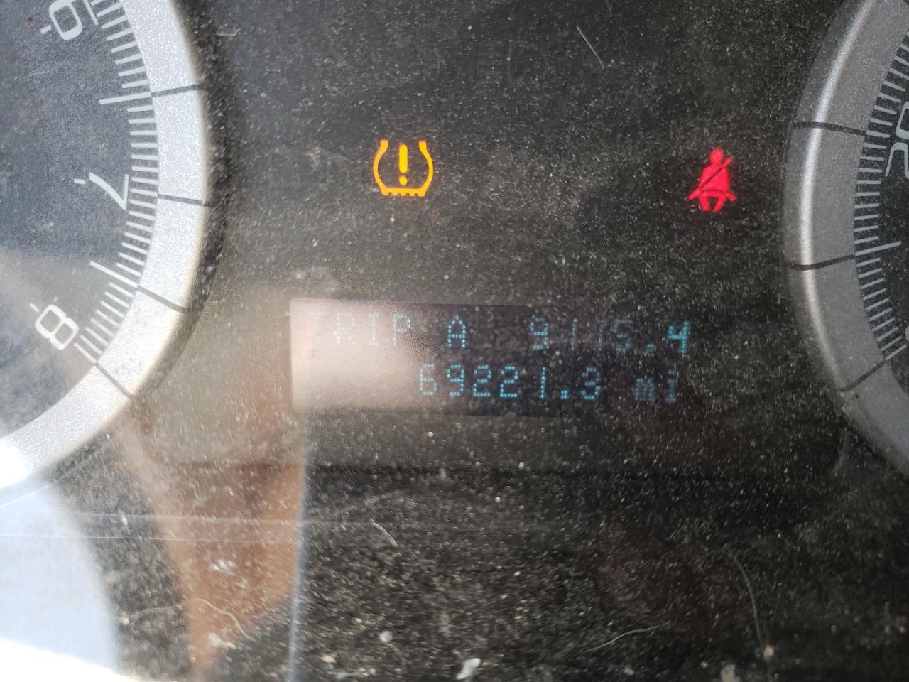 Photo 8 from auction – 2009 FORD ESCAPE XLT with VIN 1FMCU03G19KD11539