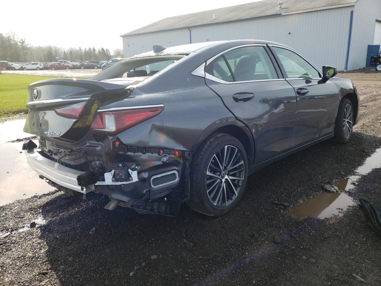 Photo 4 from auction – 2022 LEXUS ES 250 with VIN 58AD11D13NU008976