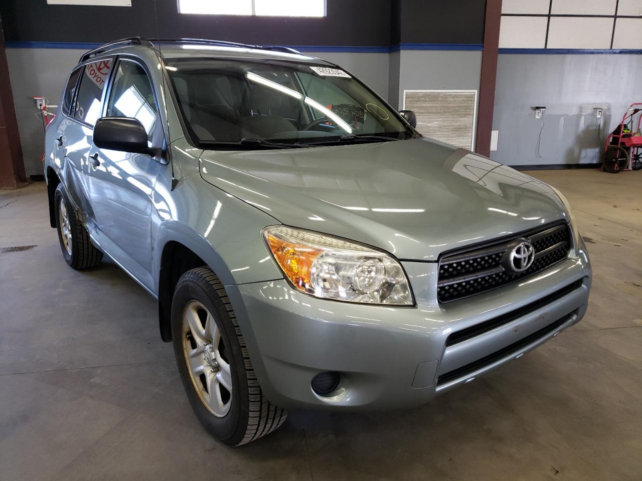TOYOTA RAV4 2006 with VIN JTMBD33V865025052 - Photo from auction