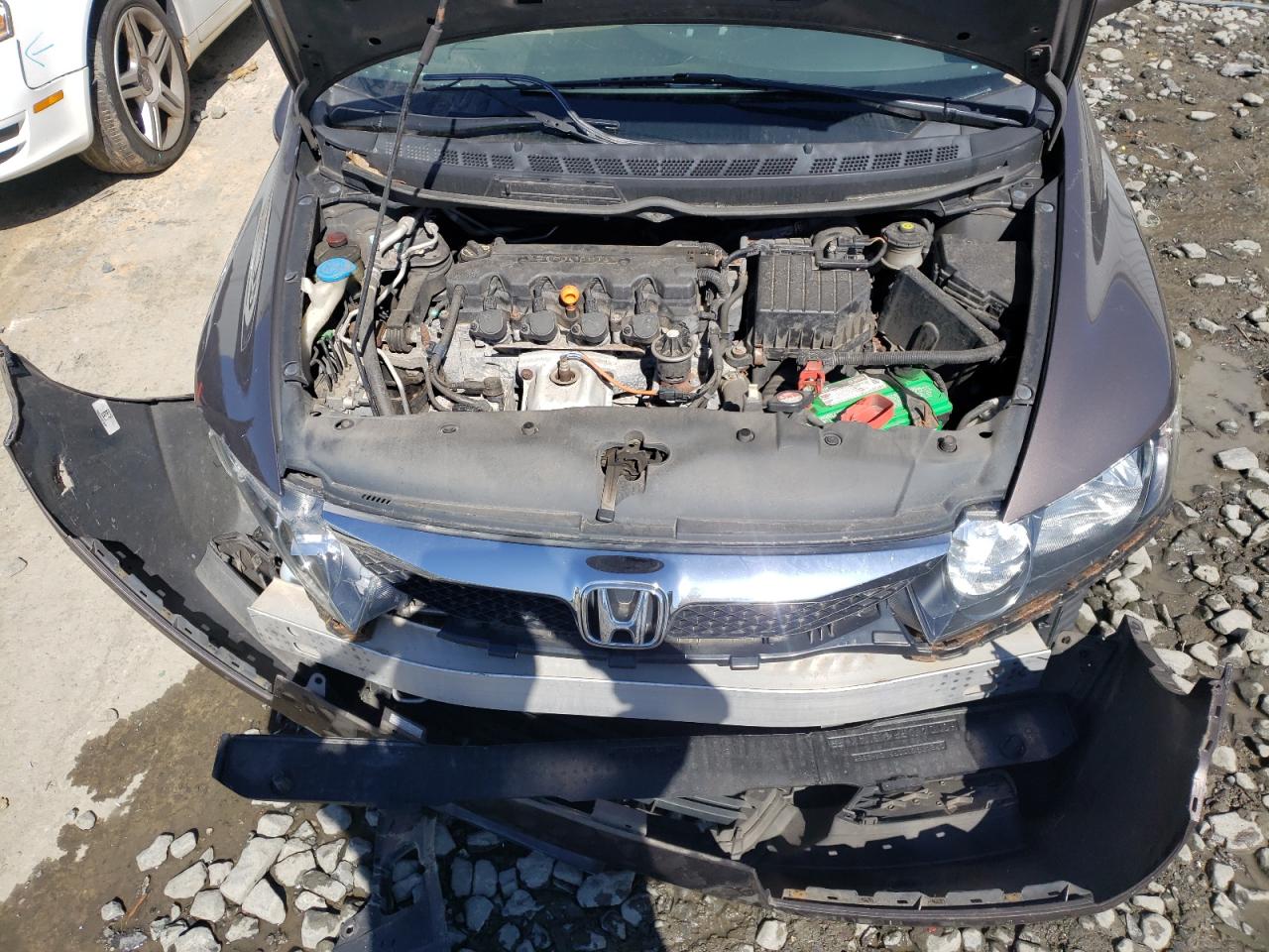 Photo 7 from auction – 2011 HONDA CIVIC LX with VIN 2HGFA1F57BH548612