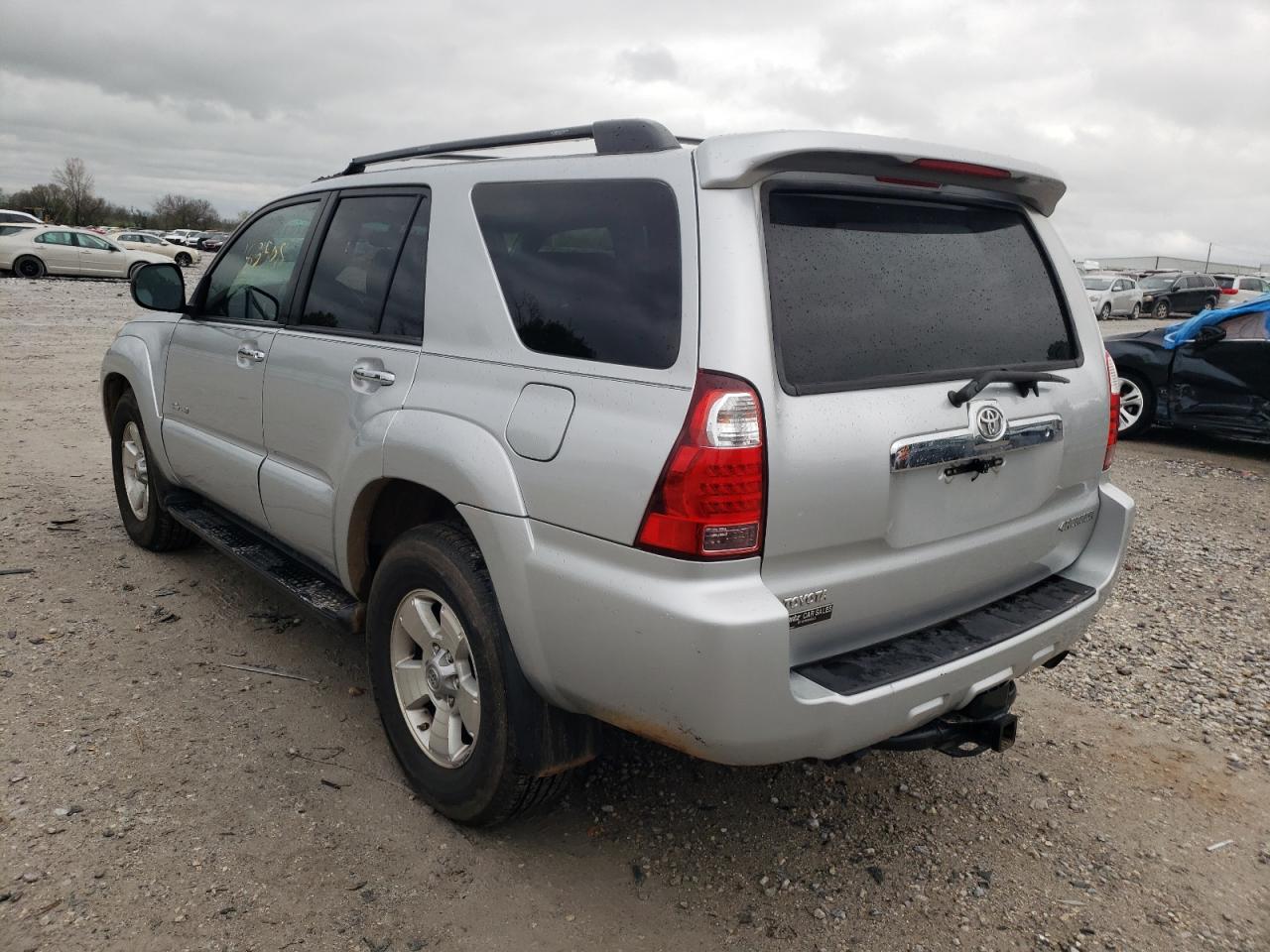 Photo 3 from auction – 2006 TOYOTA 4RUNNER SR with VIN JTEBT14R868028875