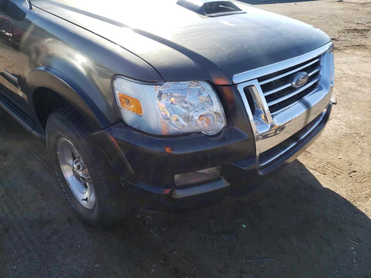 Photo 9 from auction – 2008 FORD EXPLORER E with VIN 1FMEU74E88UA47446