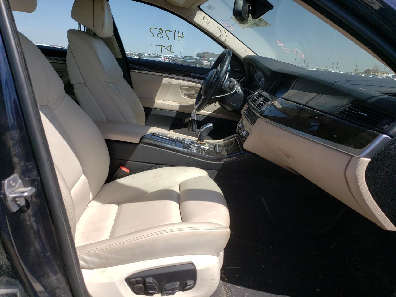 Photo 5 from auction – 2016 BMW 535 XI with VIN WBA5B3C52GD549885