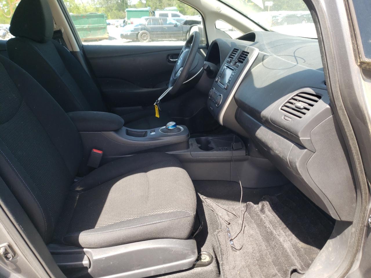Photo 5 from auction – 2016 NISSAN LEAF S with VIN 1N4AZ0CP7GC305352