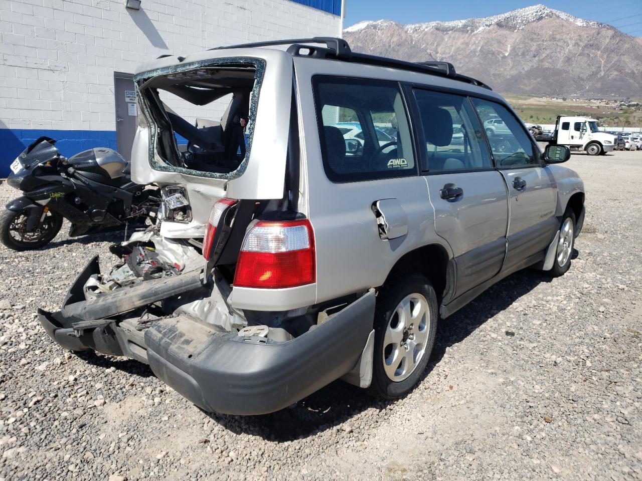Photo 4 from auction – 2001 SUBARU FORESTER L with VIN JF1SF63501G713626