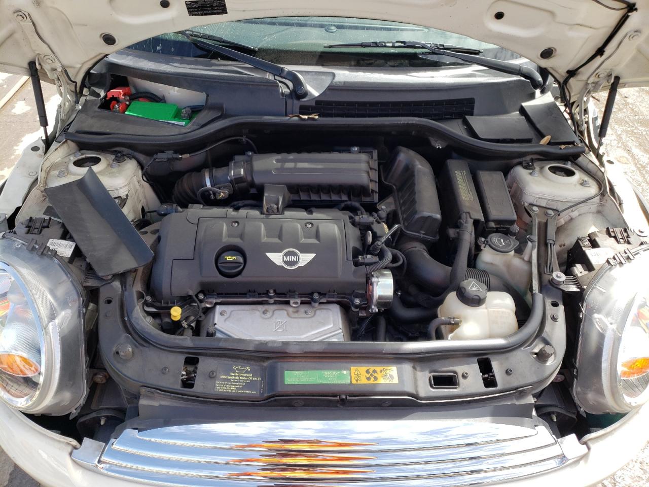 Photo 7 from auction – 2009 MINI COOPER with VIN WMWMR33509TU96569