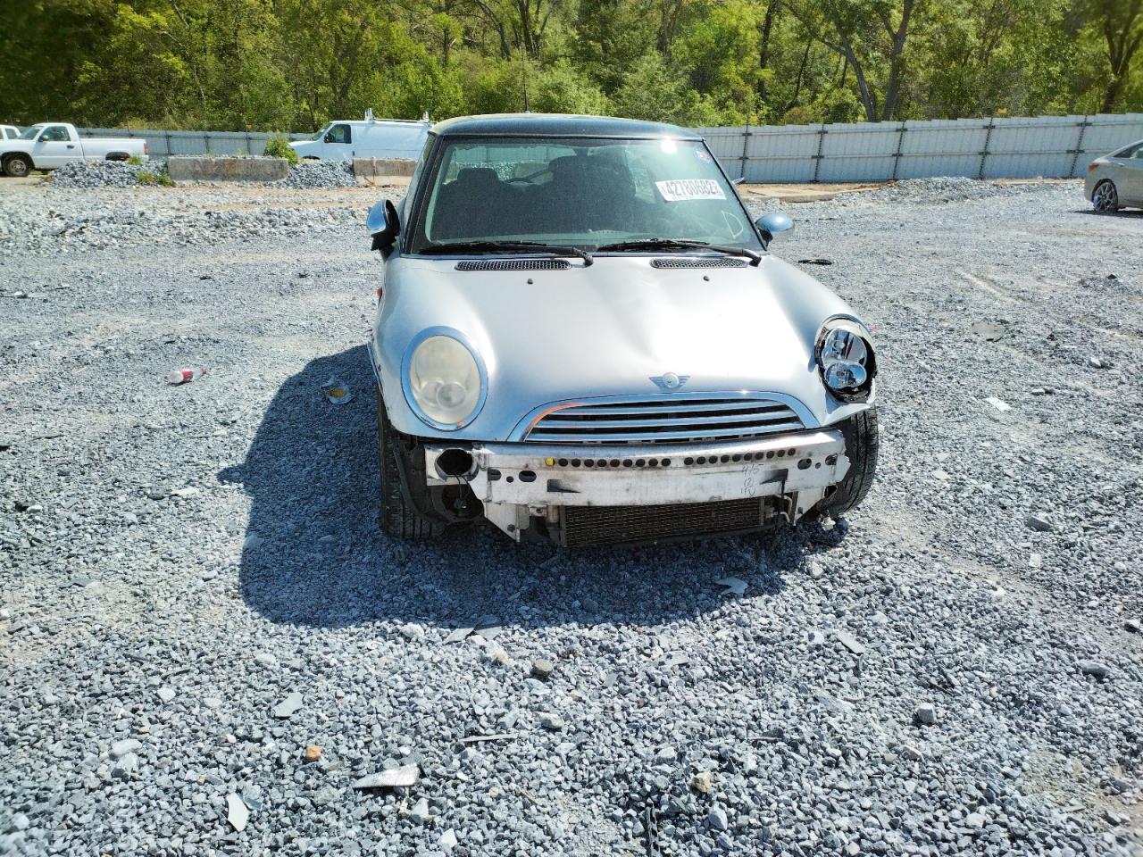 Photo 9 from auction – 2005 MINI COOPER with VIN WMWRC33545TJ71327