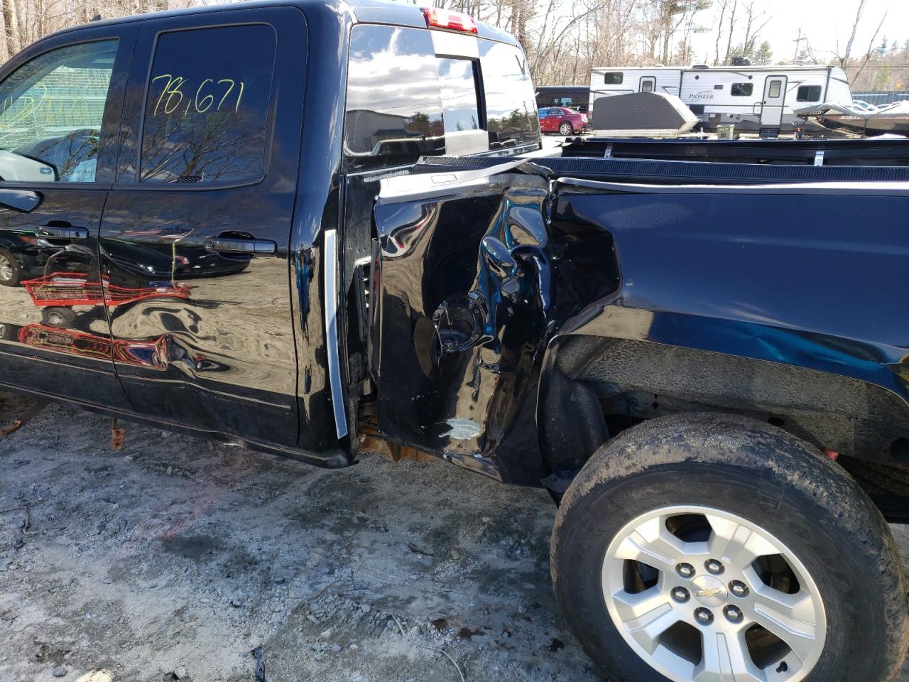 Photo 9 from auction – 2018 CHEVROLET silverado with VIN 1GCVKREC0JZ219903
