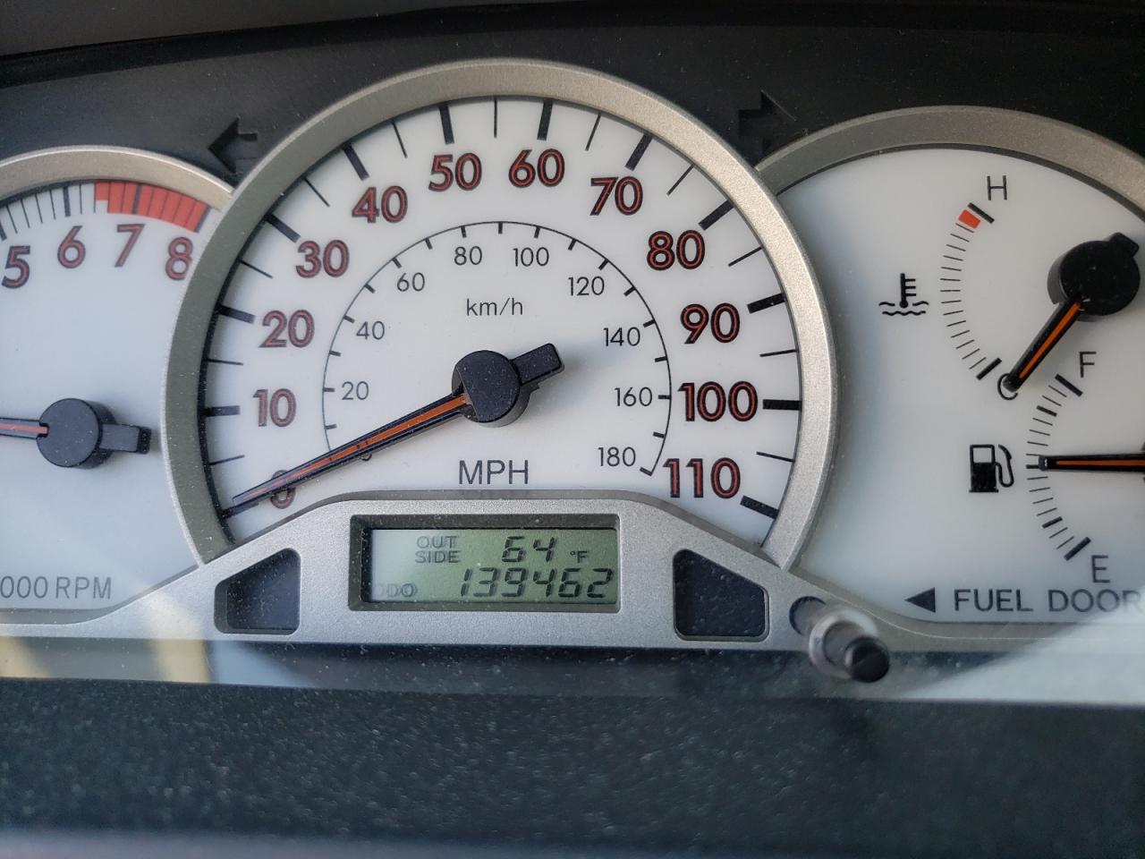 Photo 8 from auction – 2006 TOYOTA COROLLA CE with VIN 2T1BR30E16C679447