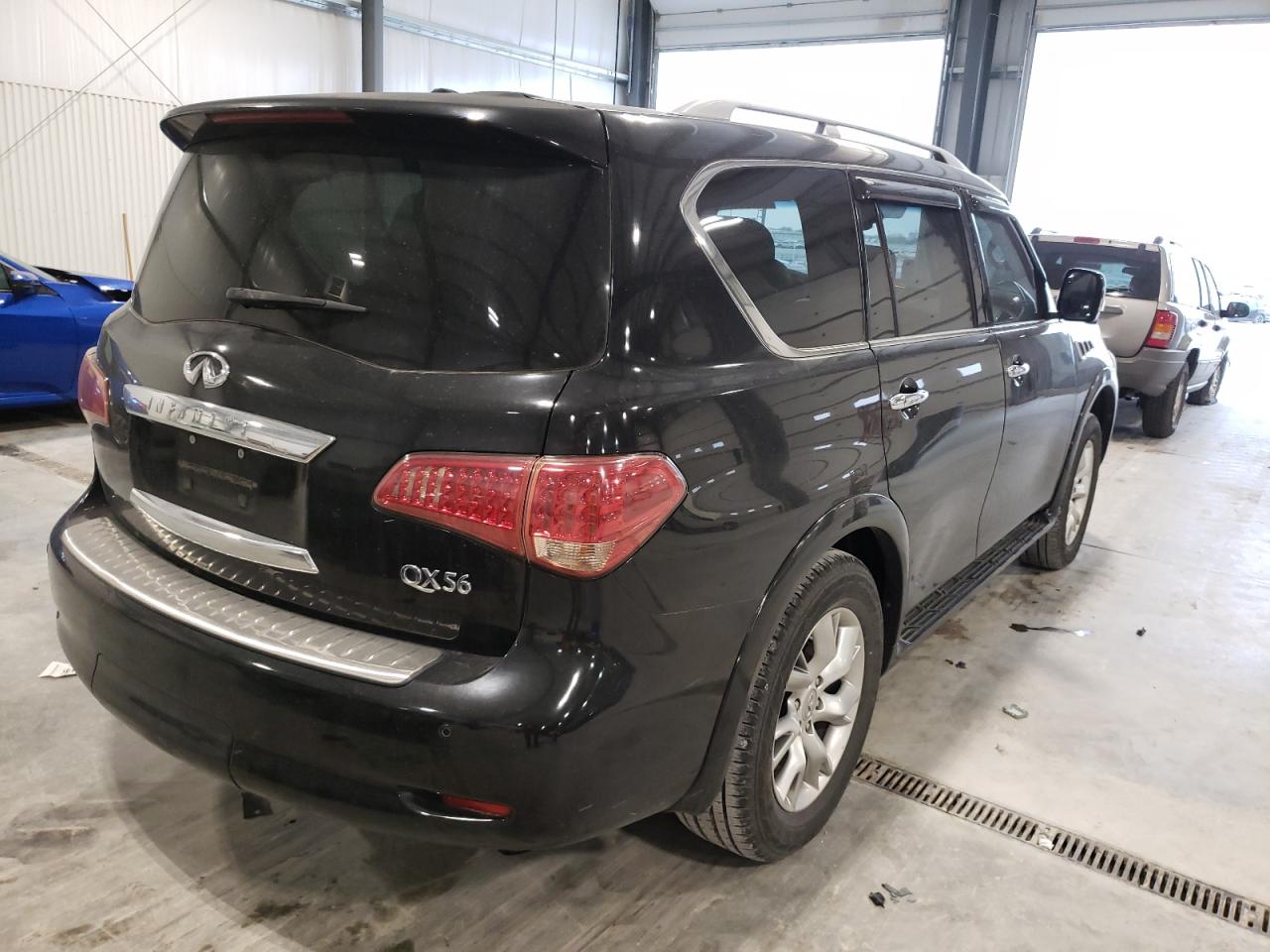 Photo 4 from auction – 2011 INFINITI QX56 with VIN JN8AZ2NF8B9501093