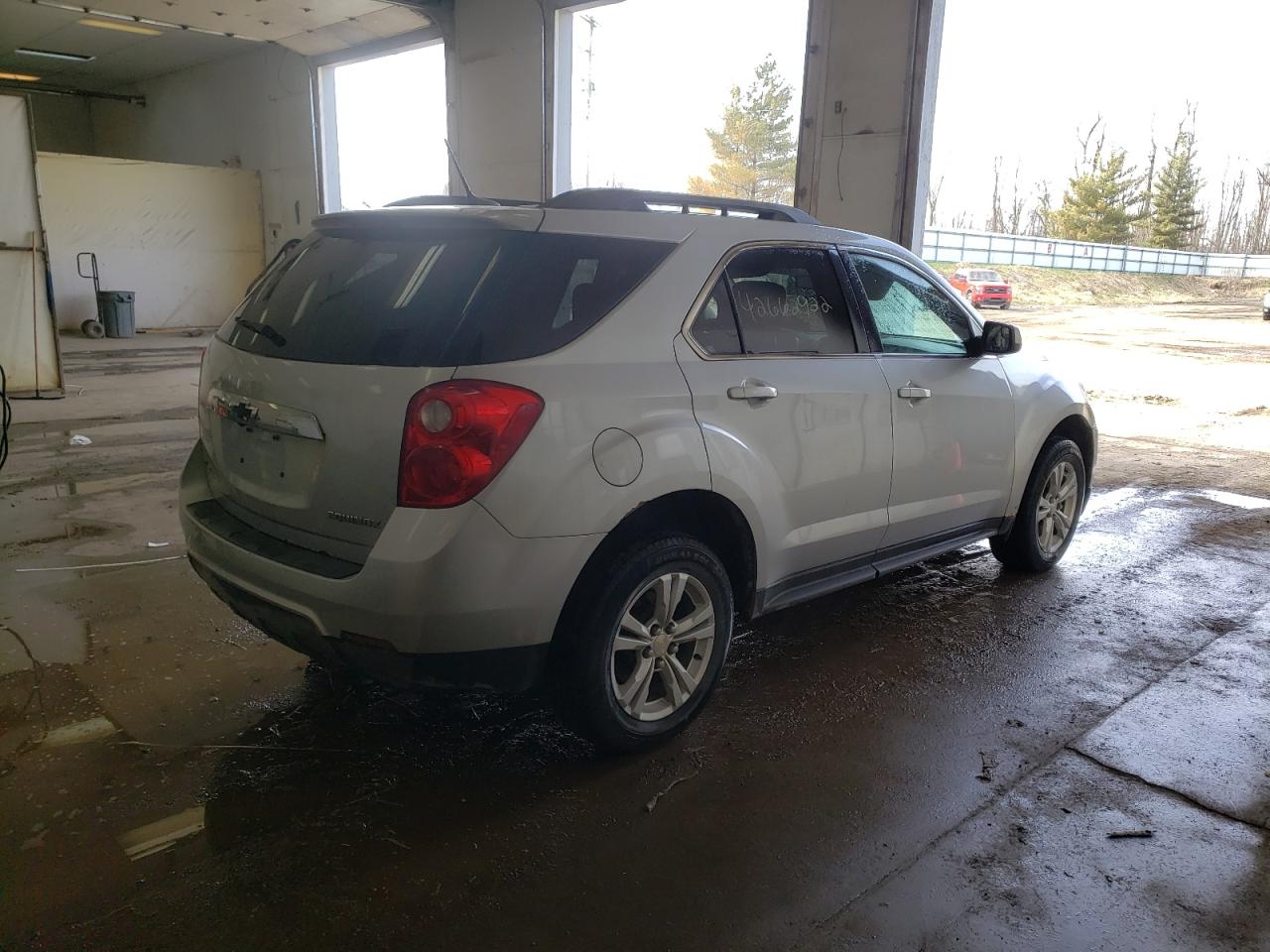 Photo 4 from auction – 2013 CHEVROLET EQUINOX LT with VIN 2GNFLEEK6D6330058