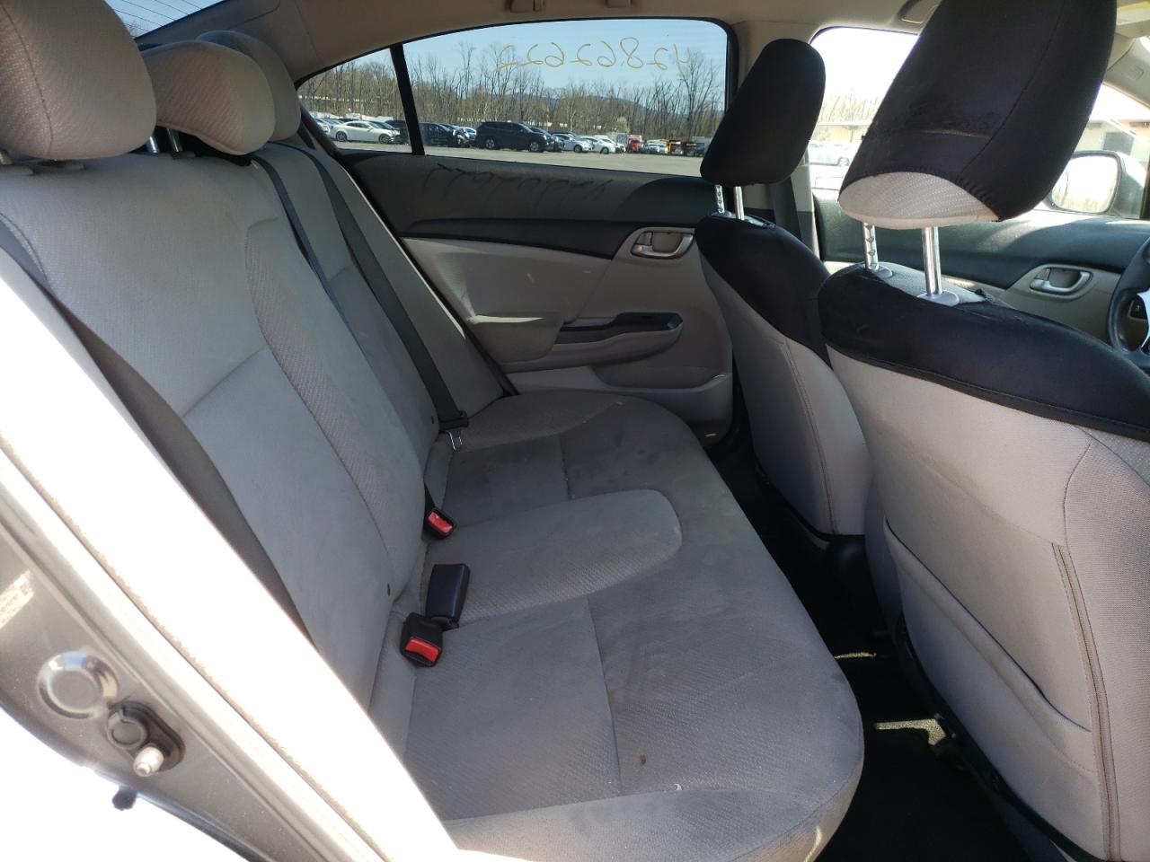 Photo 6 from auction – 2013 HONDA CIVIC LX with VIN 19XFB2F51DE252713