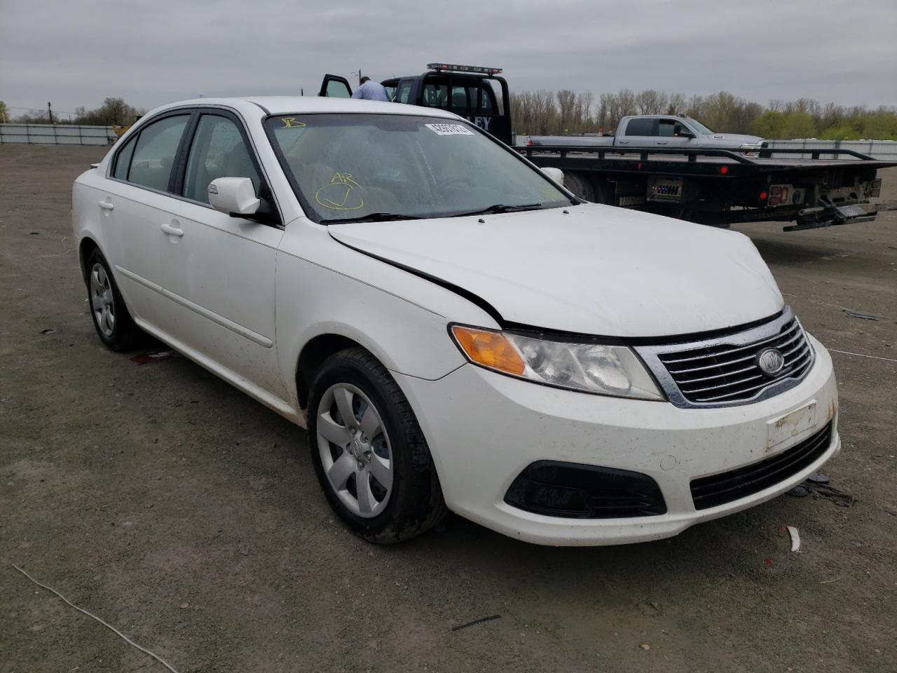 KIA OPTIMA LX 2009 with VIN KNAGE228395301194 - Photo from auction