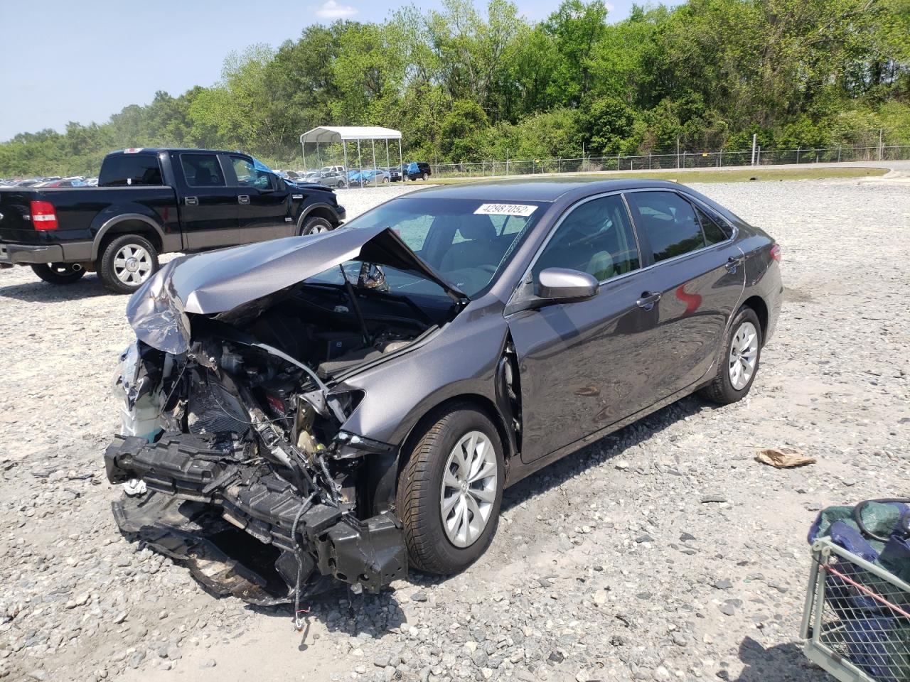 Photo 2 from auction – 2016 TOYOTA CAMRY LE with VIN 4T4BF1FK9GR549948