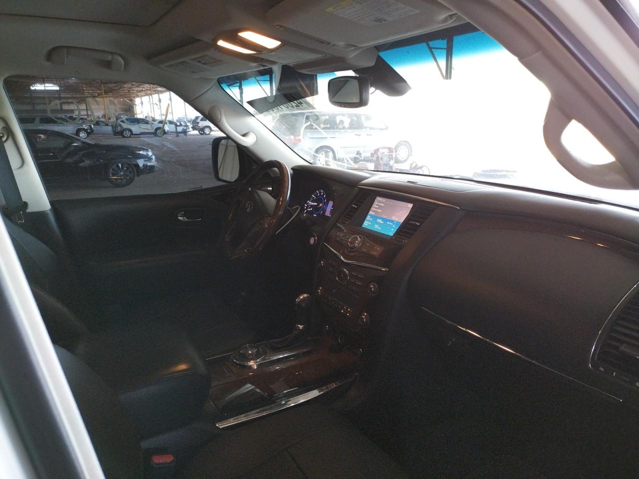 Photo 5 from auction – 2014 INFINITI QX80 with VIN JN8AZ2NEXE9065908