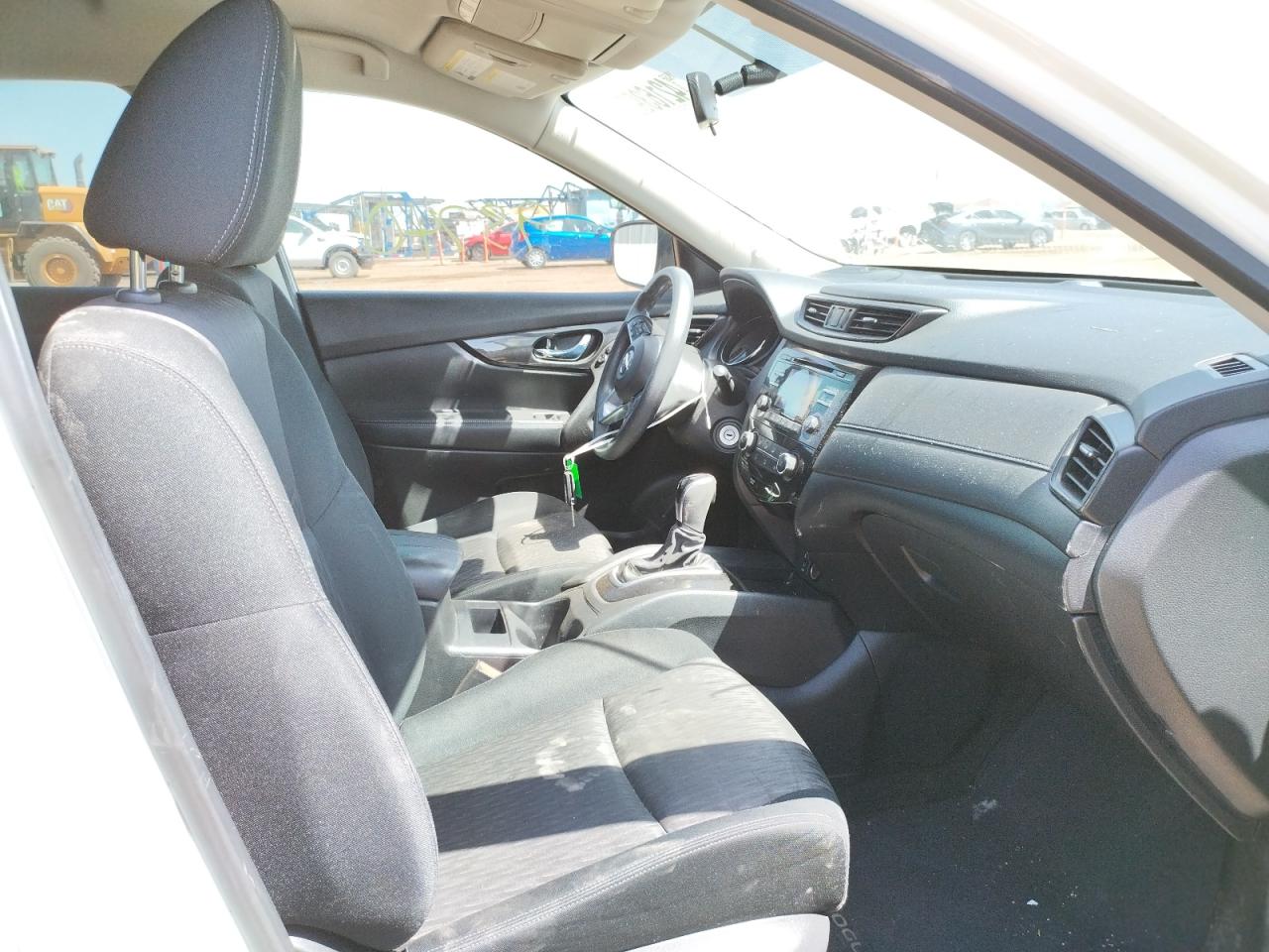 Photo 5 from auction – 2017 NISSAN ROGUE S with VIN JN8AT2MT3HW139130