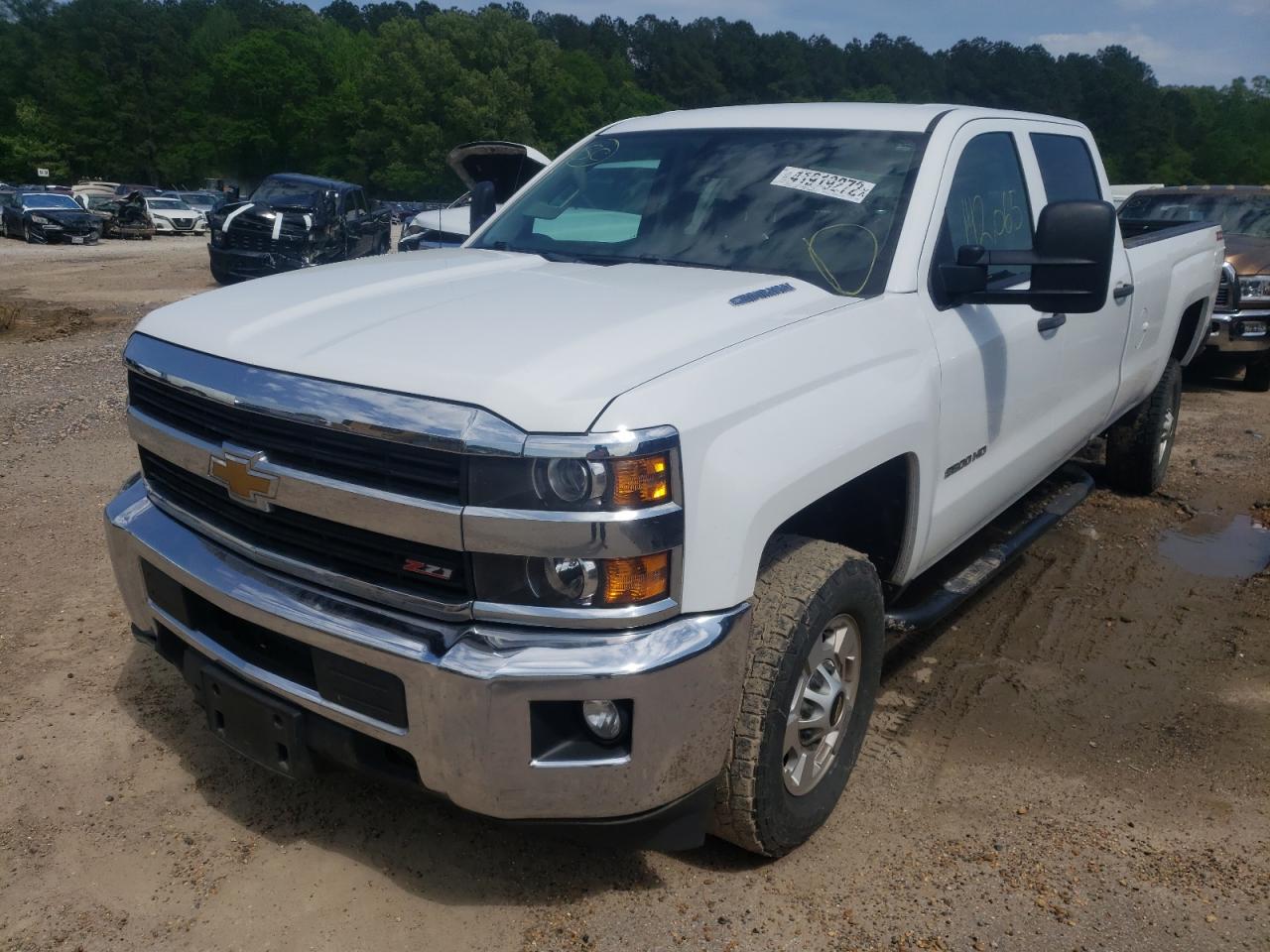 Photo 2 from auction – 2015 CHEVROLET SILVERADO with VIN 1GC1KVE82FF123525