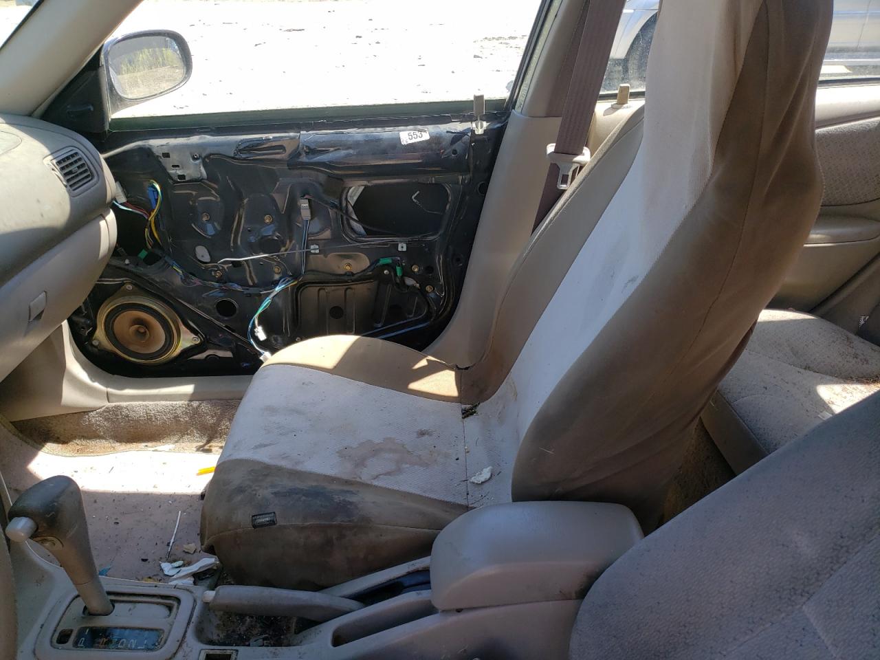 Photo 9 from auction – 1998 TOYOTA COROLLA VE with VIN 2T1BR12E3WC028063