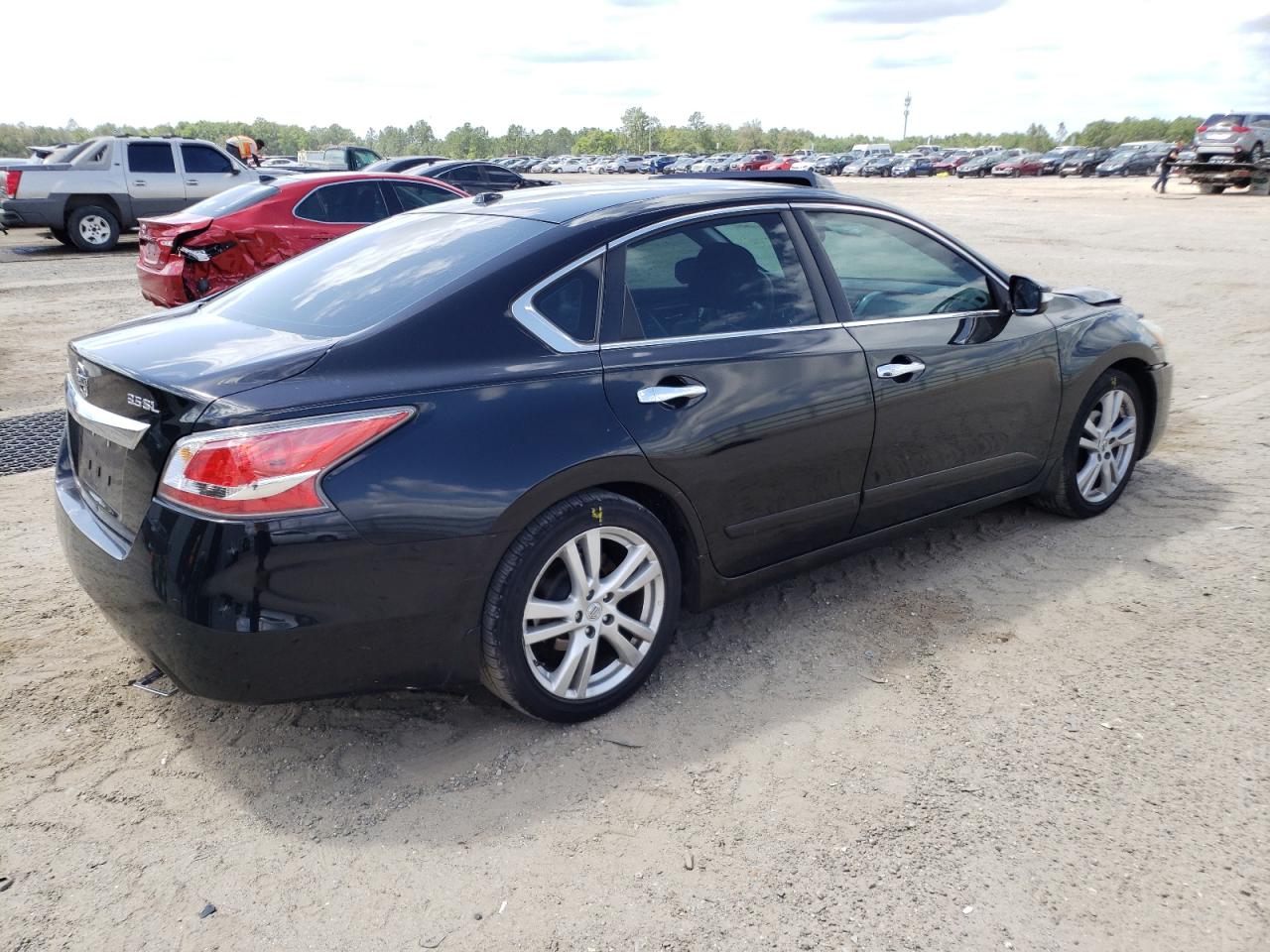 Photo 4 from auction – 2015 NISSAN ALTIMA 3.5 with VIN 1N4BL3APXFC134945