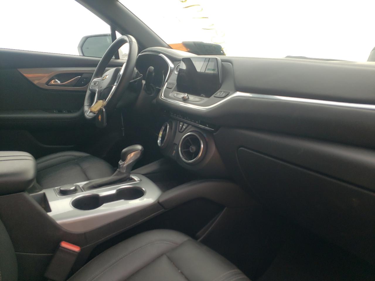 Photo 9 from auction – 2020 CHEVROLET BLAZER 3LT with VIN 3GNKBJRS8LS648798