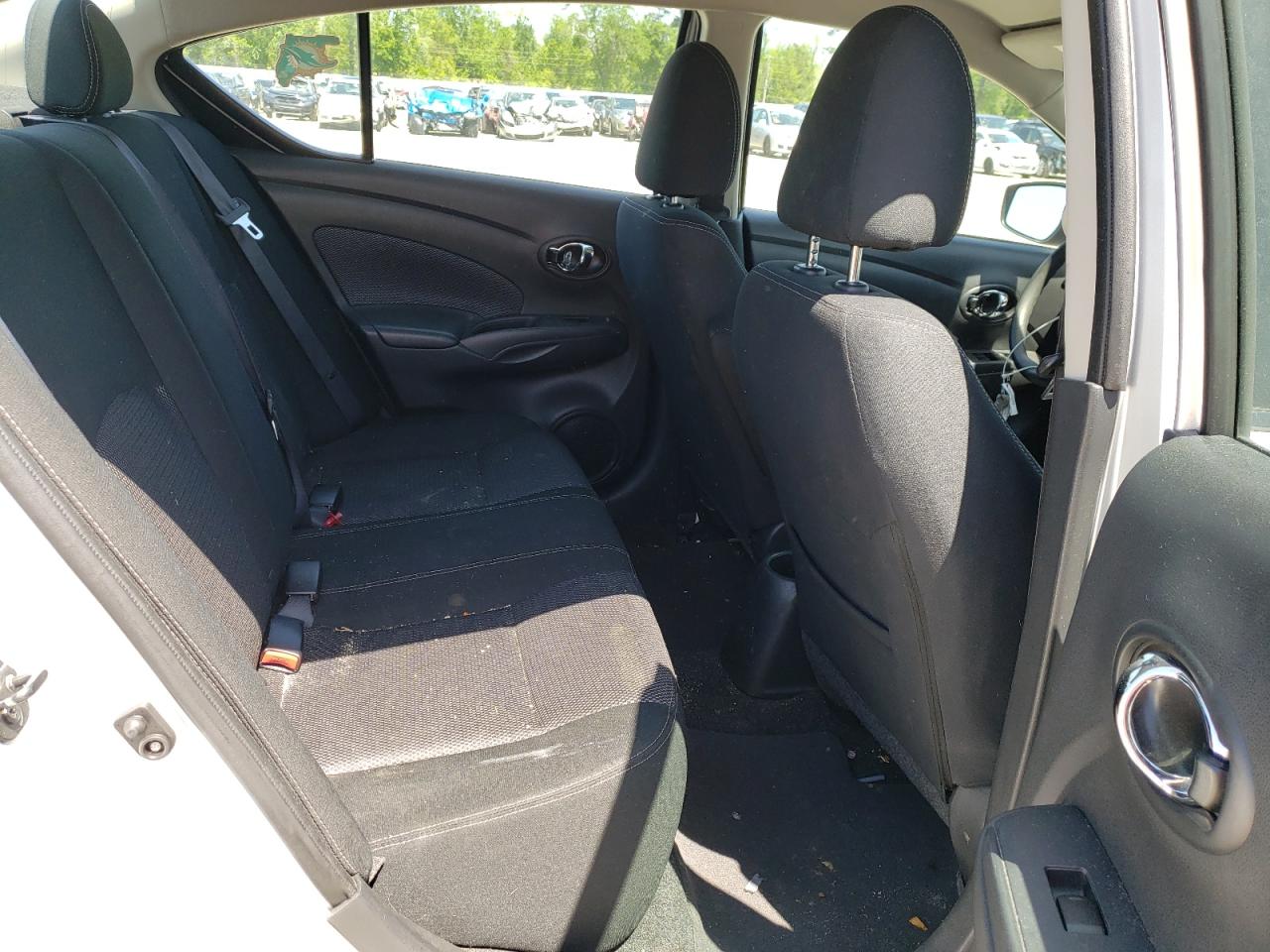 Photo 6 from auction – 2017 NISSAN VERSA S with VIN 3N1CN7AP3HK453331