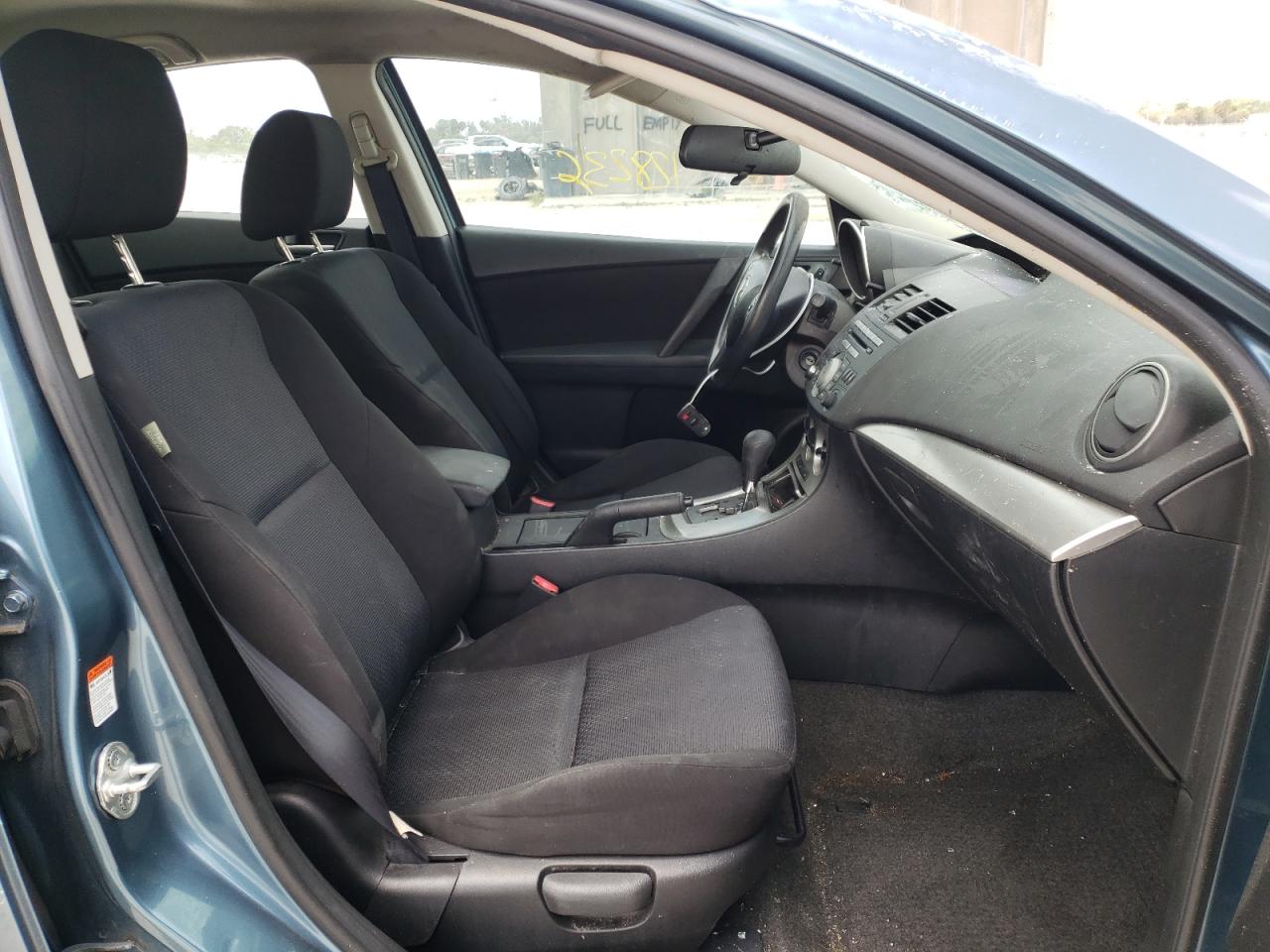 Photo 5 from auction – 2010 MAZDA 3 I with VIN JM1BL1SF4A1230952