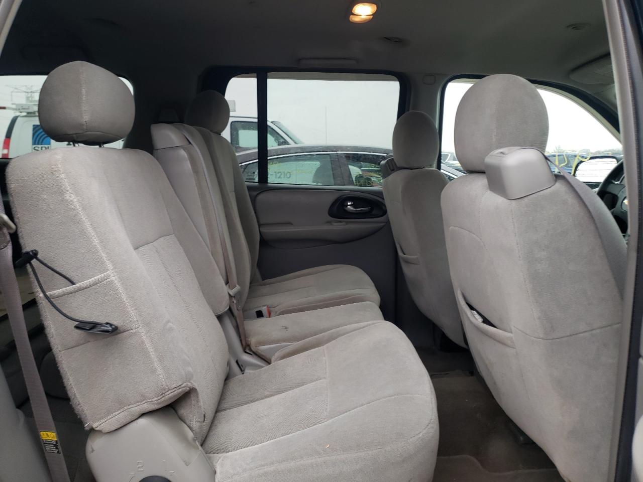 Photo 6 from auction – 2005 CHEVROLET TRAILBLAZE with VIN 1GNET16M056142650