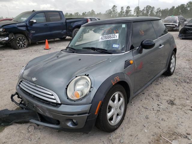 Photo 2 from auction – 2010 MINI COOPER with VIN WMWMF3C50ATZ24623