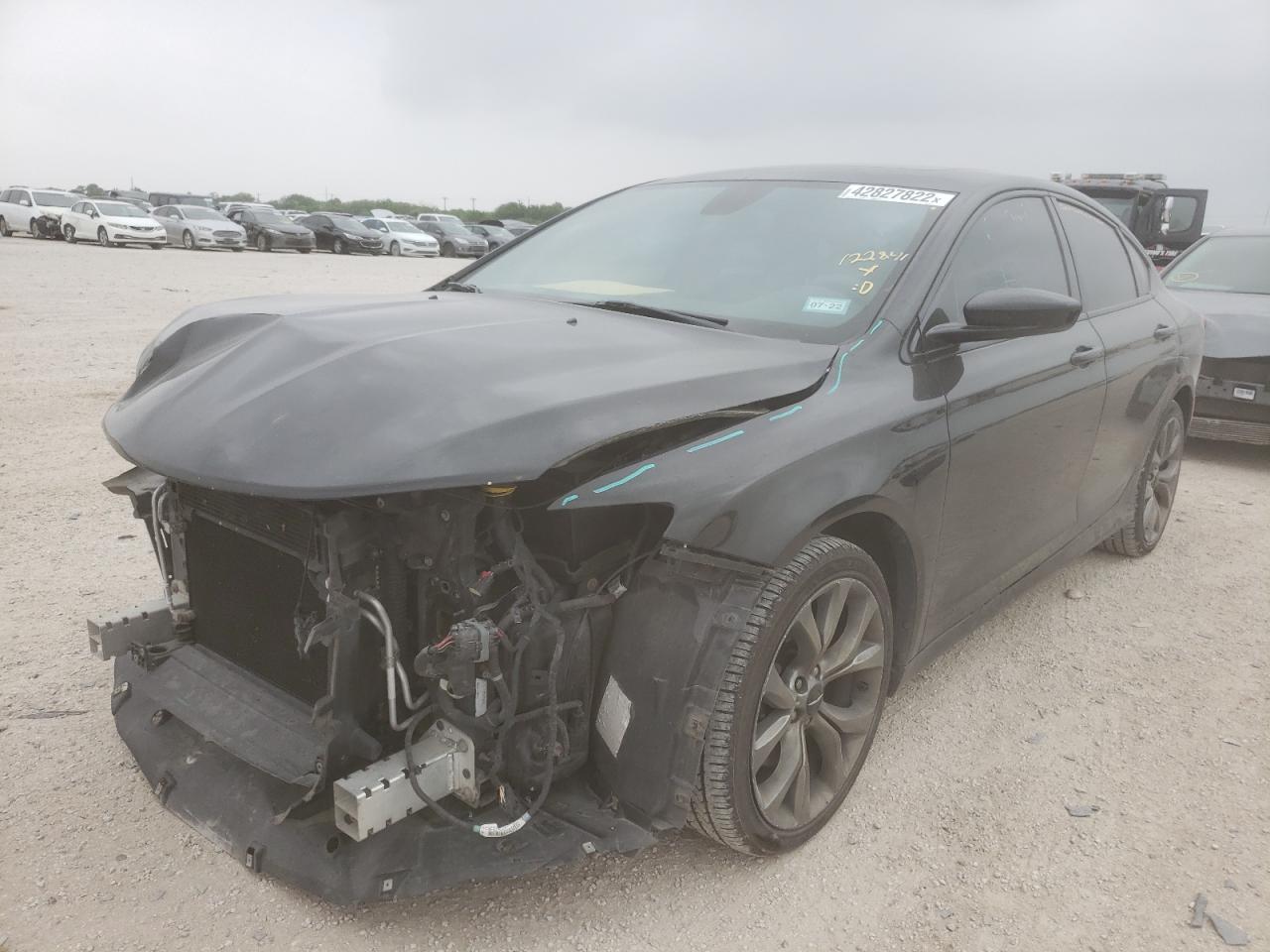 Photo 2 from auction – 2015 CHRYSLER 200 S with VIN 1C3CCCBB3FN614299