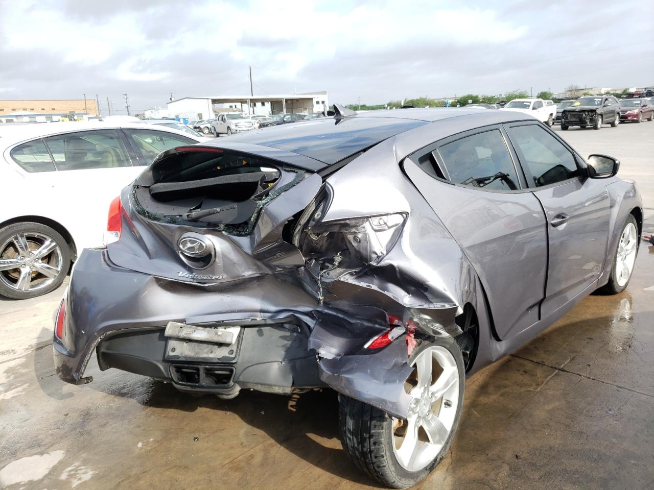 Photo 4 from auction – 2014 HYUNDAI VELOSTER with VIN KMHTC6AD0EU191360
