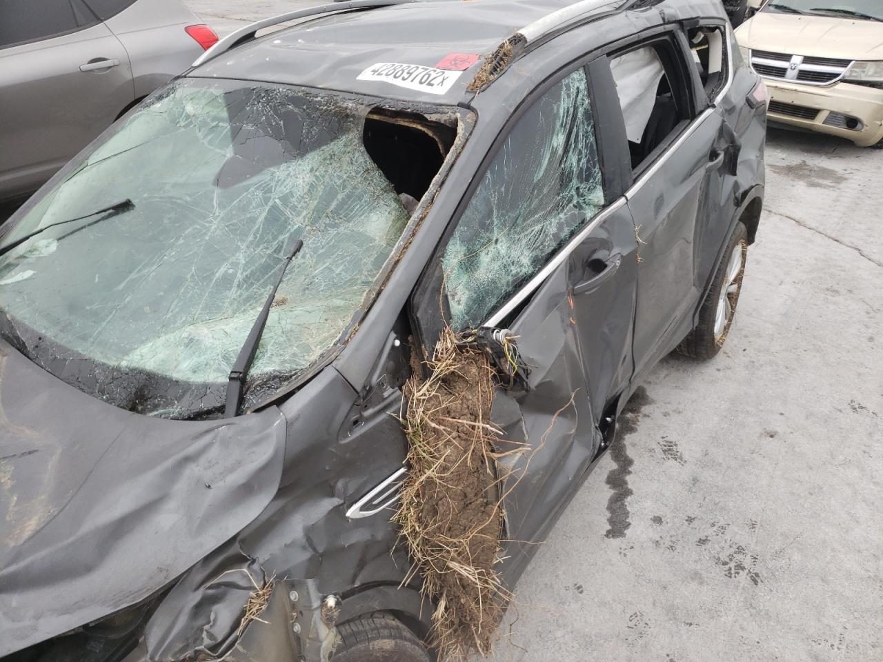 صورة رقم 17 من المزاد - 2017 FORD ESCAPE TIT مع VIN 1FMCU0J97HUC34067