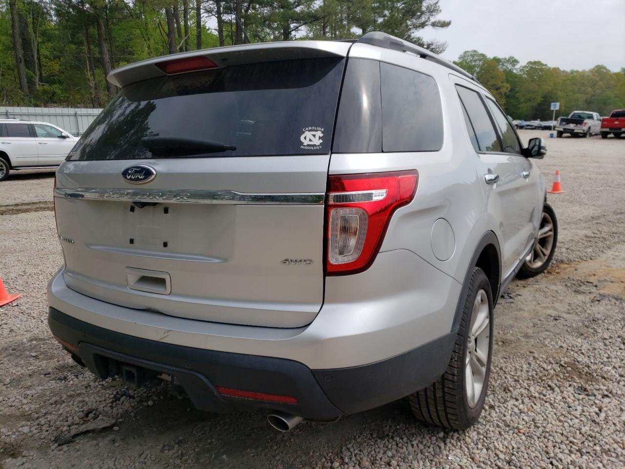 Photo 4 from auction – 2012 FORD EXPLORER L with VIN 1FMHK8F88CGA68319