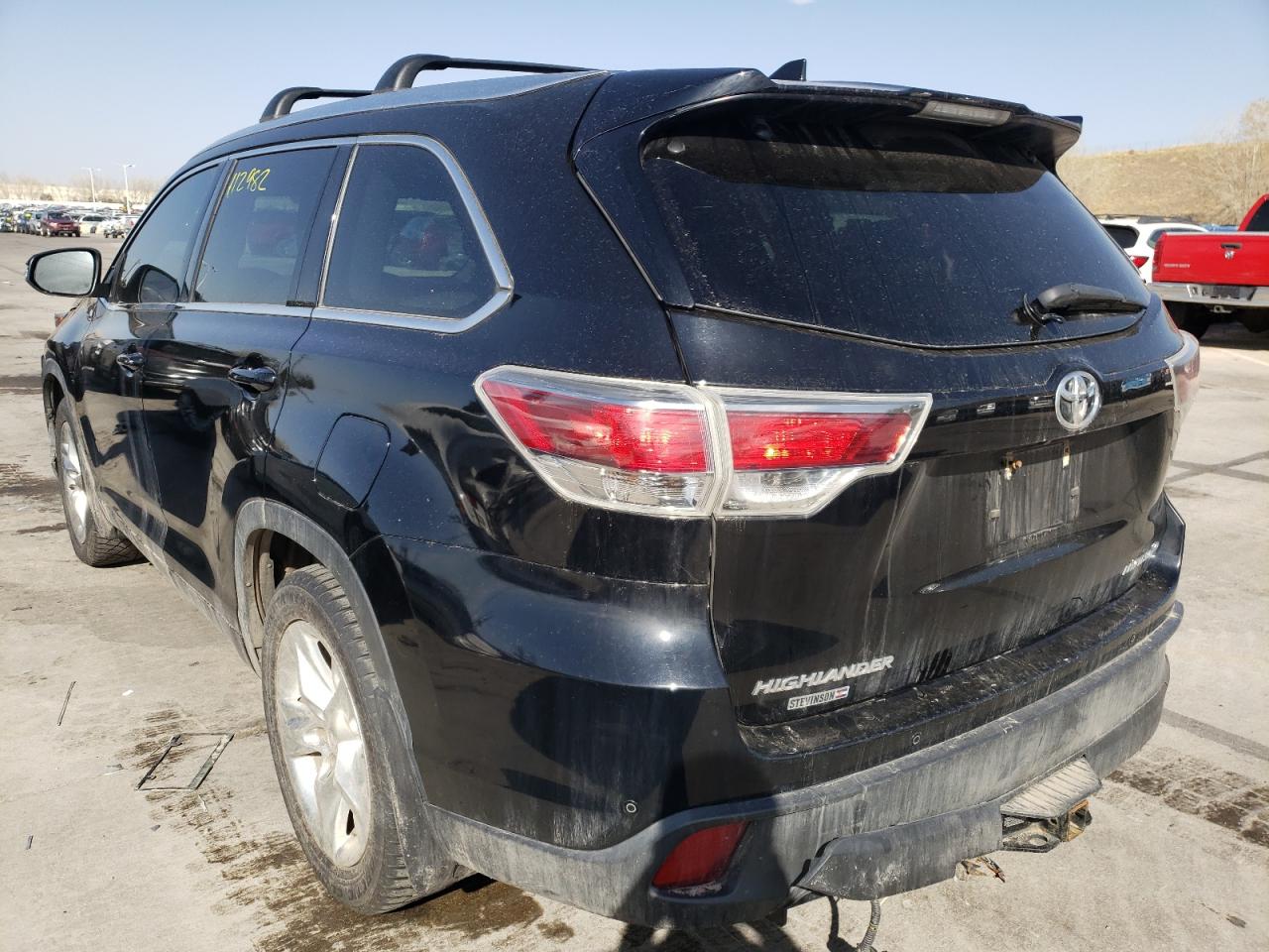 Photo 3 from auction – 2015 TOYOTA HIGHLANDER with VIN 5TDDKRFH7FS144910