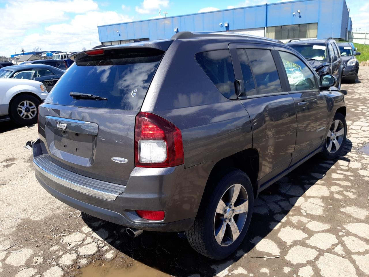 Photo 4 from auction – 2017 JEEP COMPASS LA with VIN 1C4NJCEB8HD199284