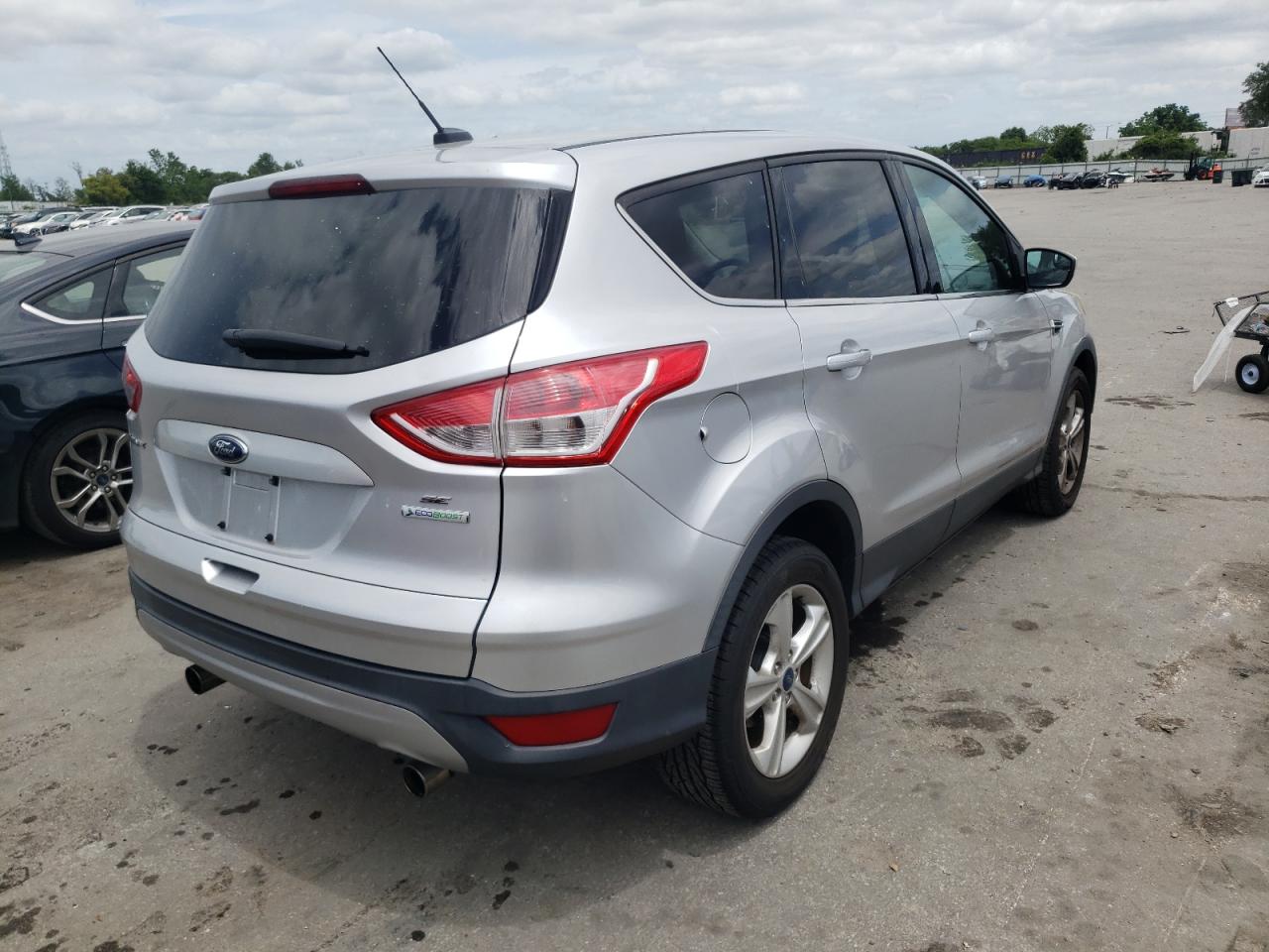 Photo 4 from auction – 2013 FORD ESCAPE SE with VIN 1FMCU0GX7DUB78034