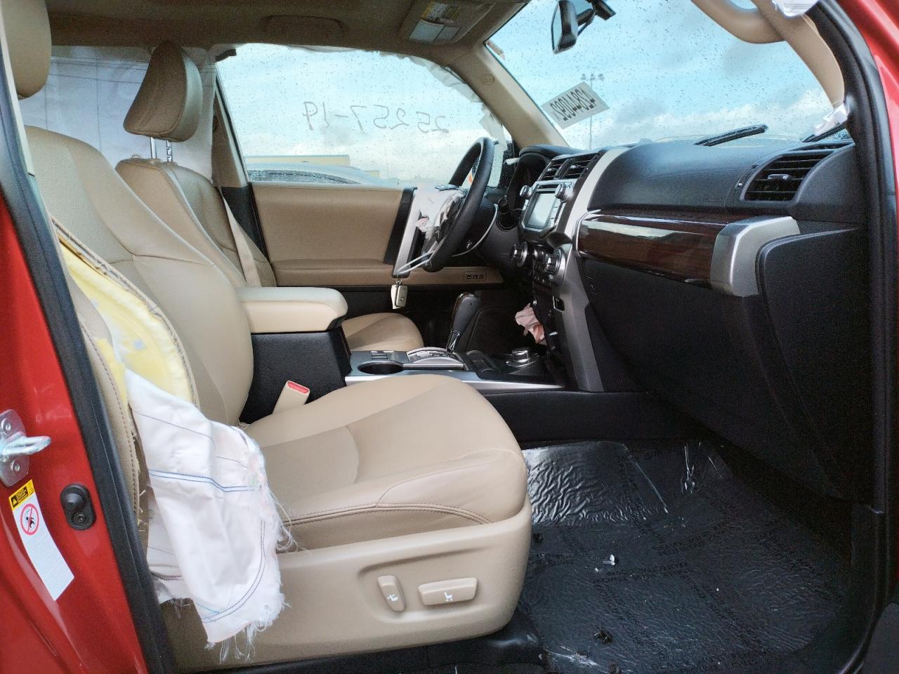 Photo 5 from auction – 2019 TOYOTA 4RUNNER SR with VIN JTEBU5JR2K5714902