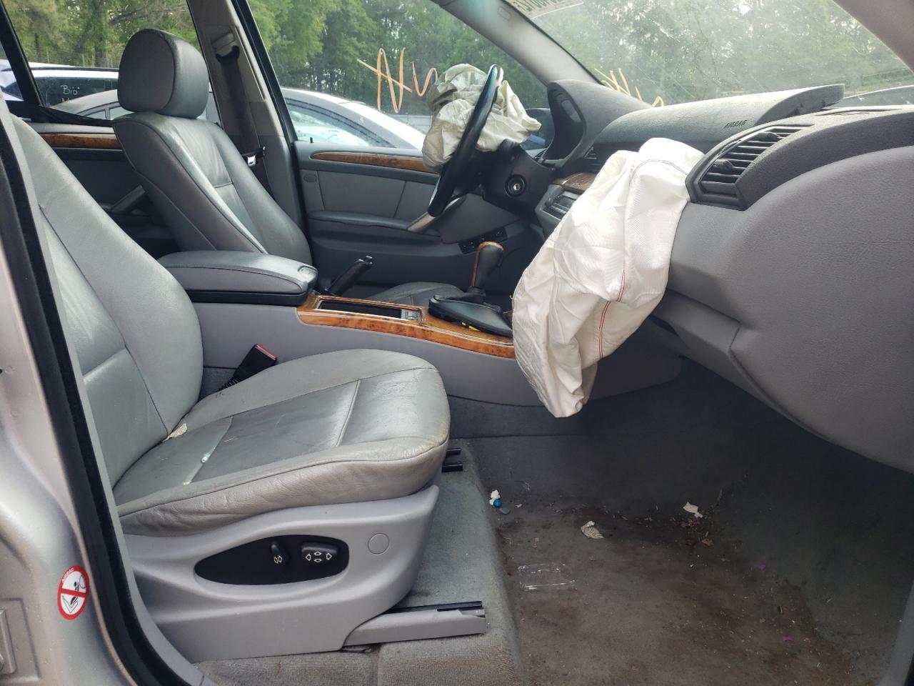 Photo 5 from auction – 2002 BMW X5 3.0I with VIN 5UXFA53552LP33625