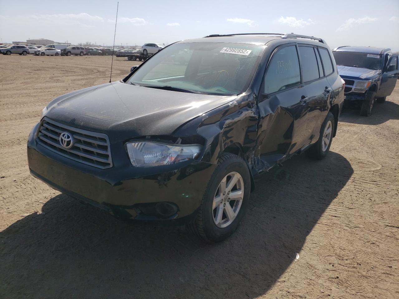 Photo 2 from auction – 2010 TOYOTA HIGHLANDER with VIN 5TDBK3EH8AS035693
