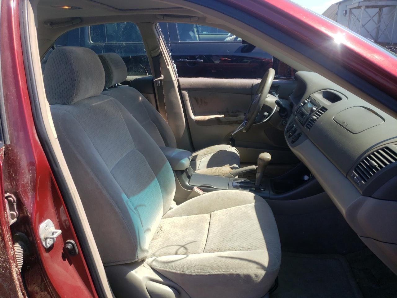 Photo 5 from auction – 2002 TOYOTA CAMRY LE with VIN 4T1BE32K82U056897