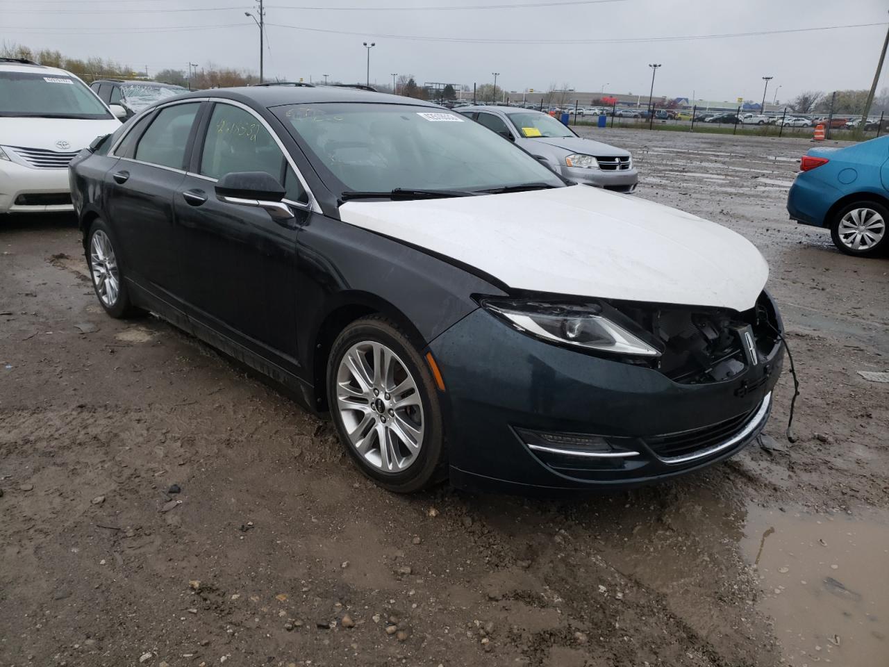 LINCOLN MKZ 2013 with VIN 3LN6L2G95DR818925 - Photo from auction