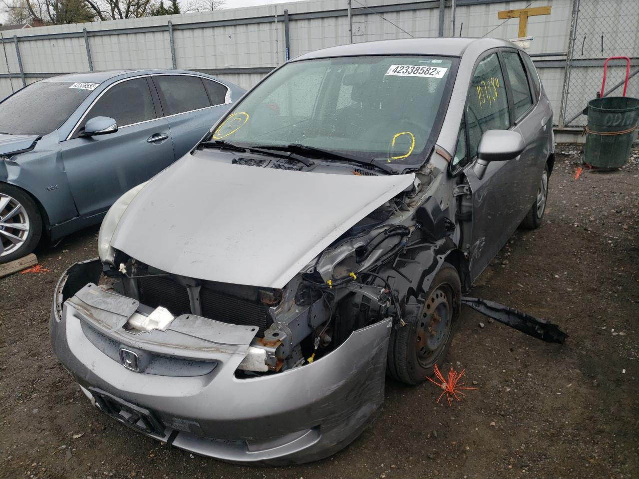 Photo 2 from auction – 2008 HONDA FIT with VIN JHMGD37448S001003