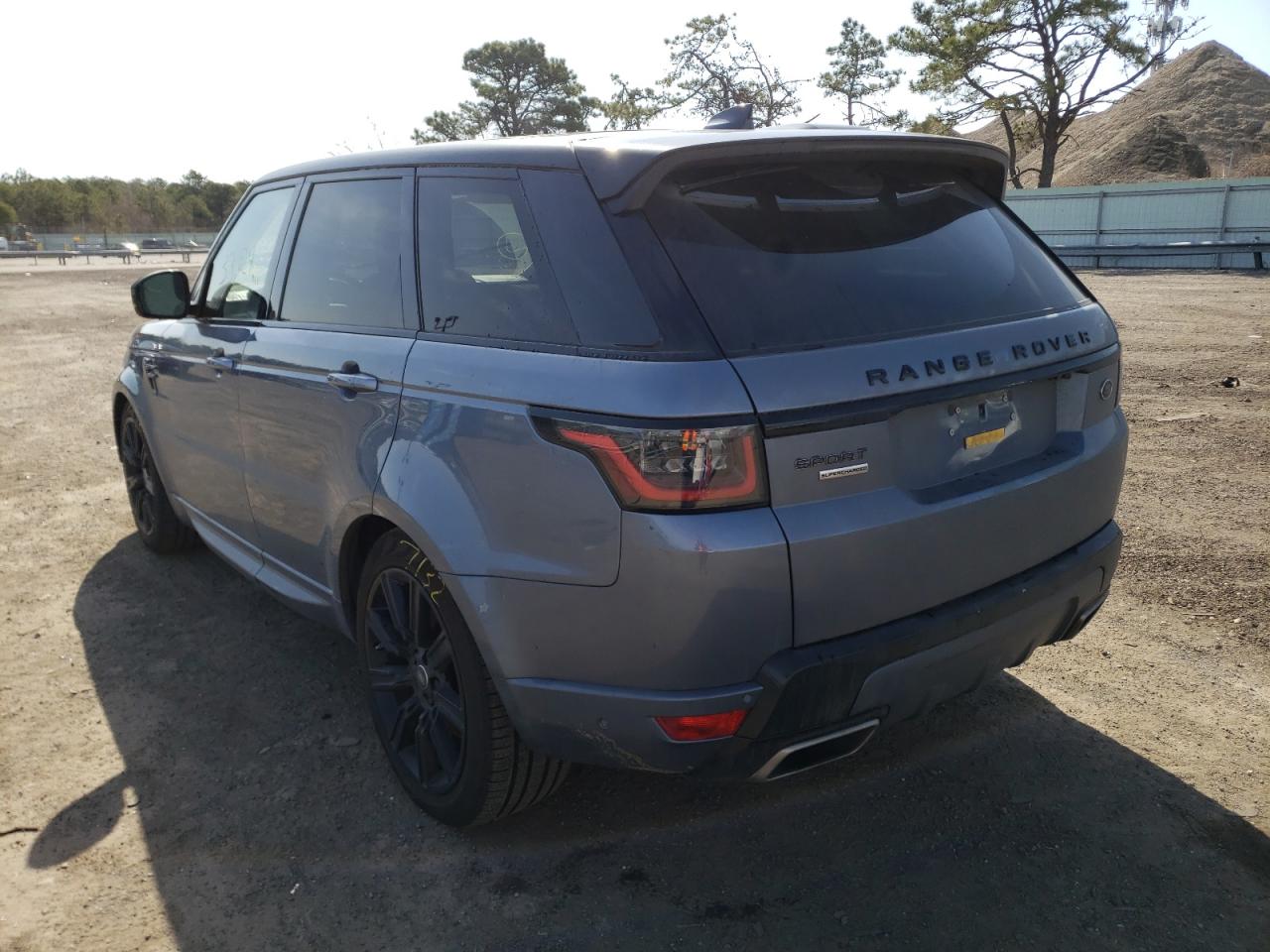 Photo 3 from auction – 2018 LAND ROVER RANGE ROVE with VIN SALWR2RE0JA198688
