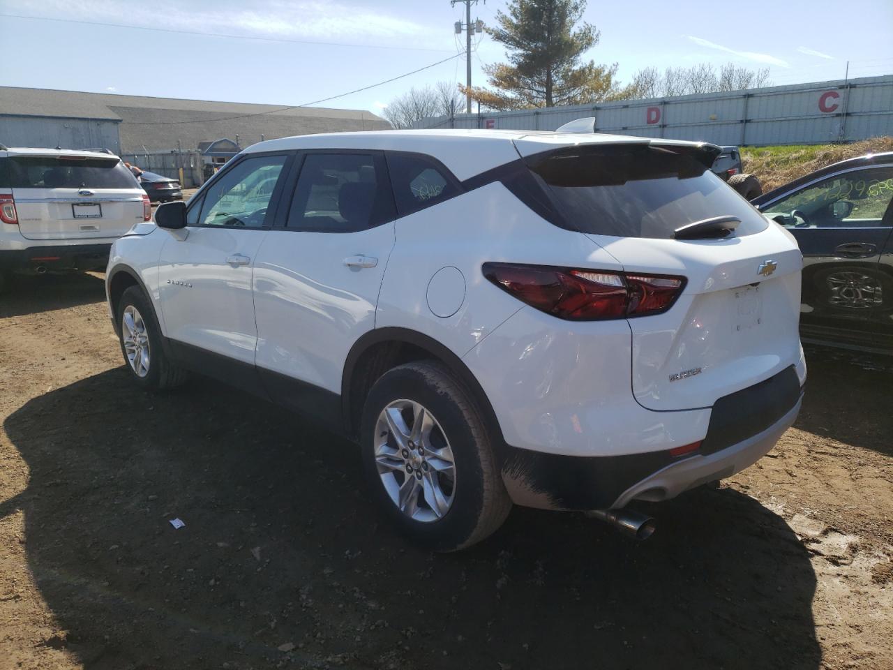 Photo 3 from auction – 2021 CHEVROLET BLAZER 2LT with VIN 3GNKBCRS8MS580581