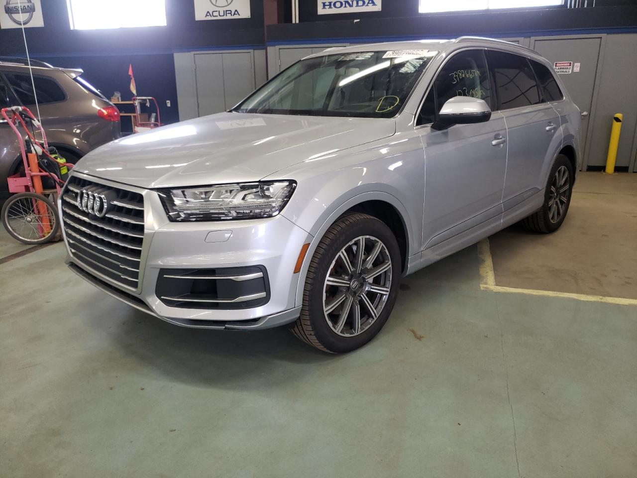 Photo 2 from auction – 2017 AUDI Q7 PRESTIG with VIN WA1VAAF74HD003513