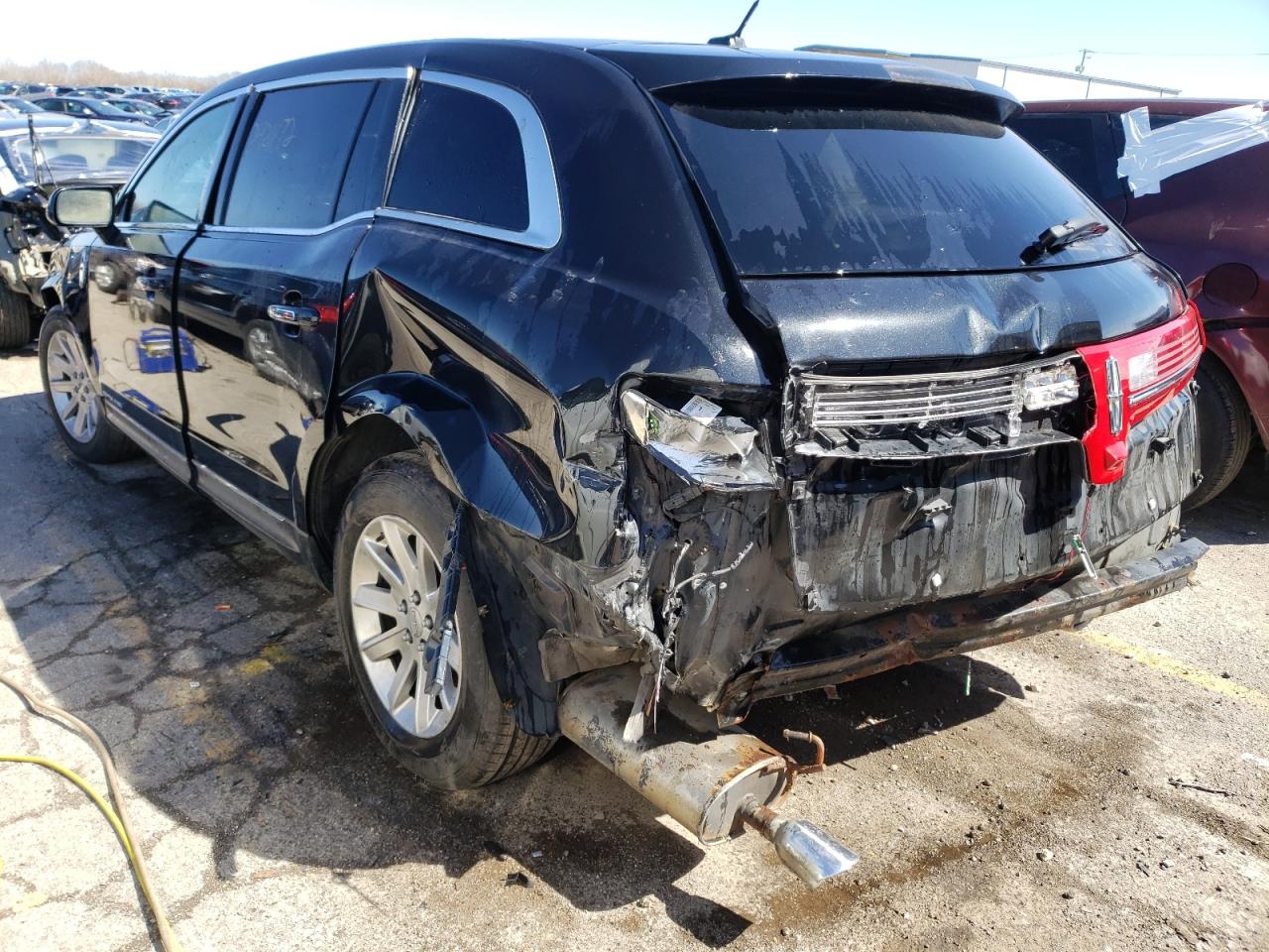 Photo 3 from auction – 2014 LINCOLN MKT with VIN 2LMHJ5NK5EBL52200