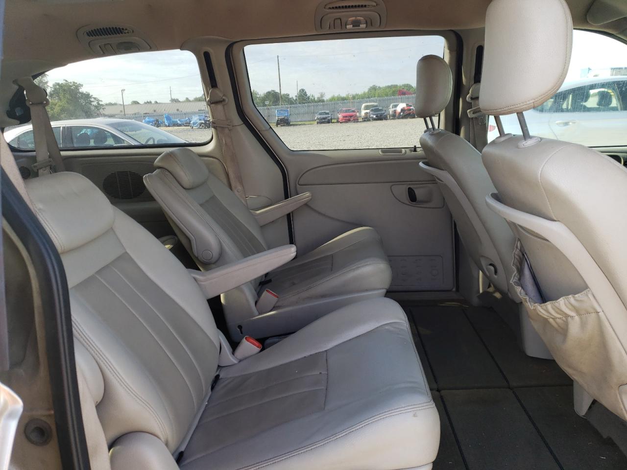 Photo 6 from auction – 2007 DODGE GRAND CARA with VIN 2D4GP44L97R270806