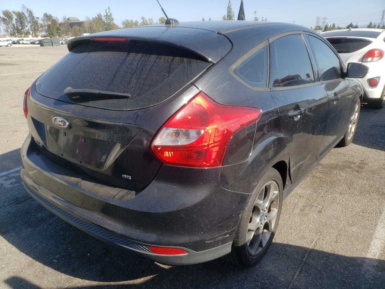 Photo 4 from auction – 2013 FORD FOCUS SE with VIN 1FADP3K24DL210849