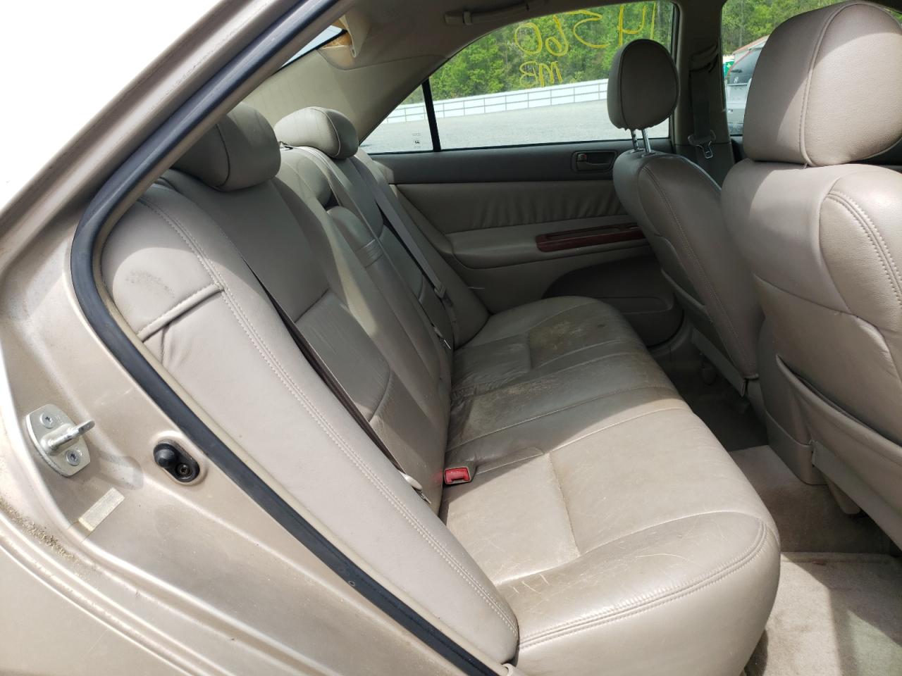 Photo 6 from auction – 2002 TOYOTA CAMRY LE with VIN 4T1BE32K72U595902