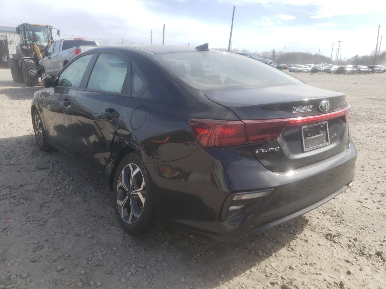 Photo 3 from auction – 2019 KIA FORTE FE with VIN 3KPF24AD2KE107445