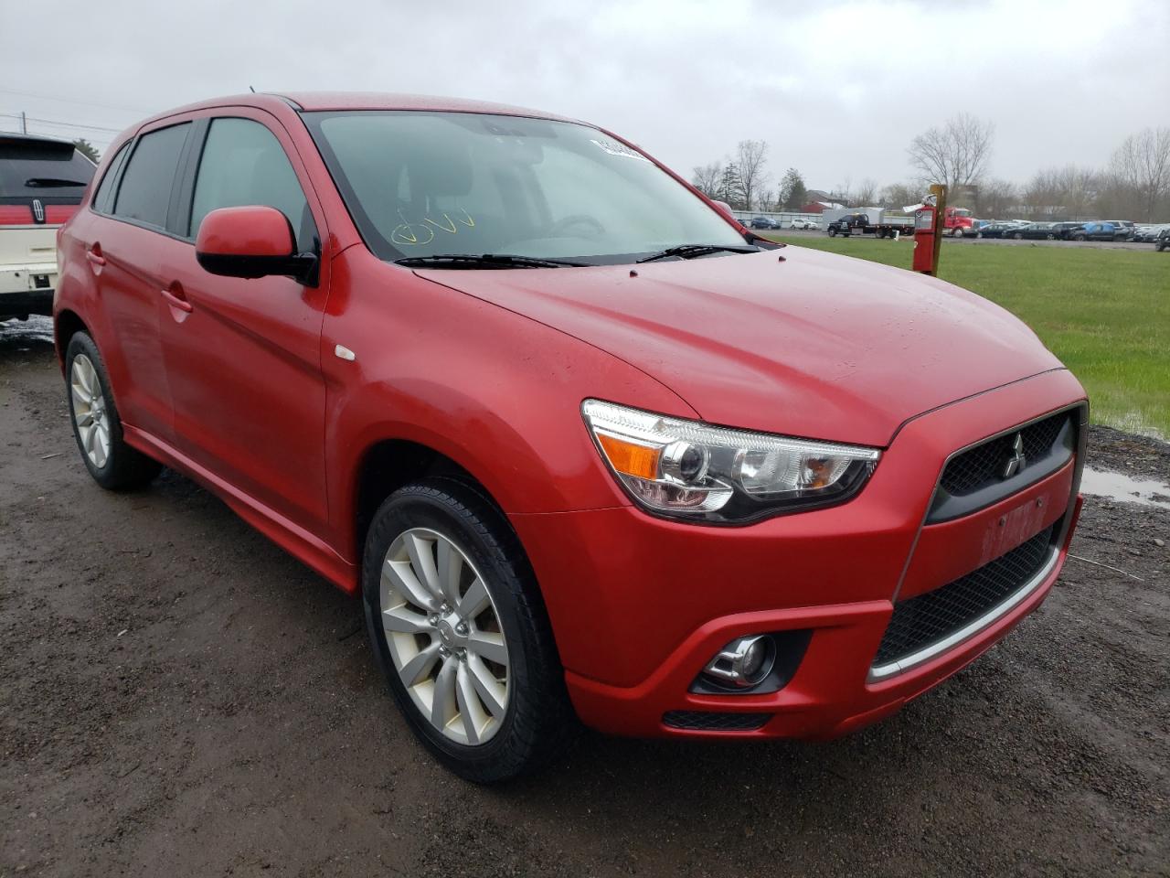 MITSUBISHI OUTLANDER 2011 with VIN JA4AP4AU8BZ021521 - Photo from auction